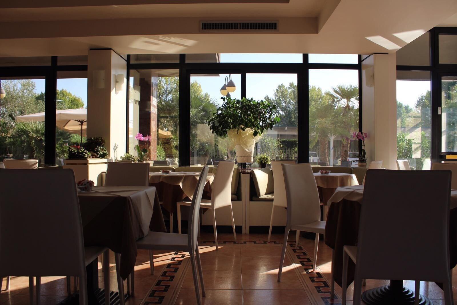 Hotel Cristallo Relais, Sure Hotel Collection By Best Western Tivoli Luaran gambar